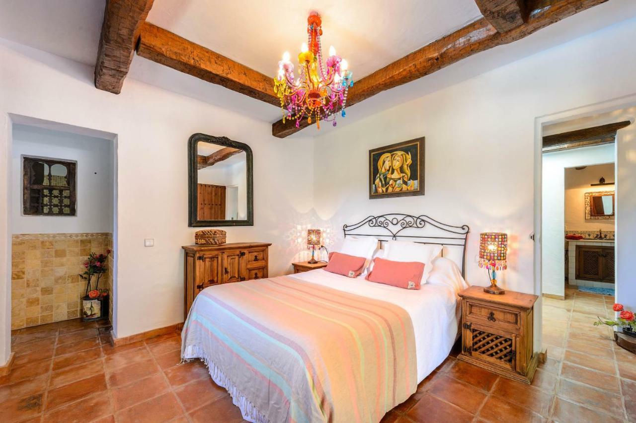 Вилла Finca Niko Санта-Эулалия-дель-Рио Экстерьер фото